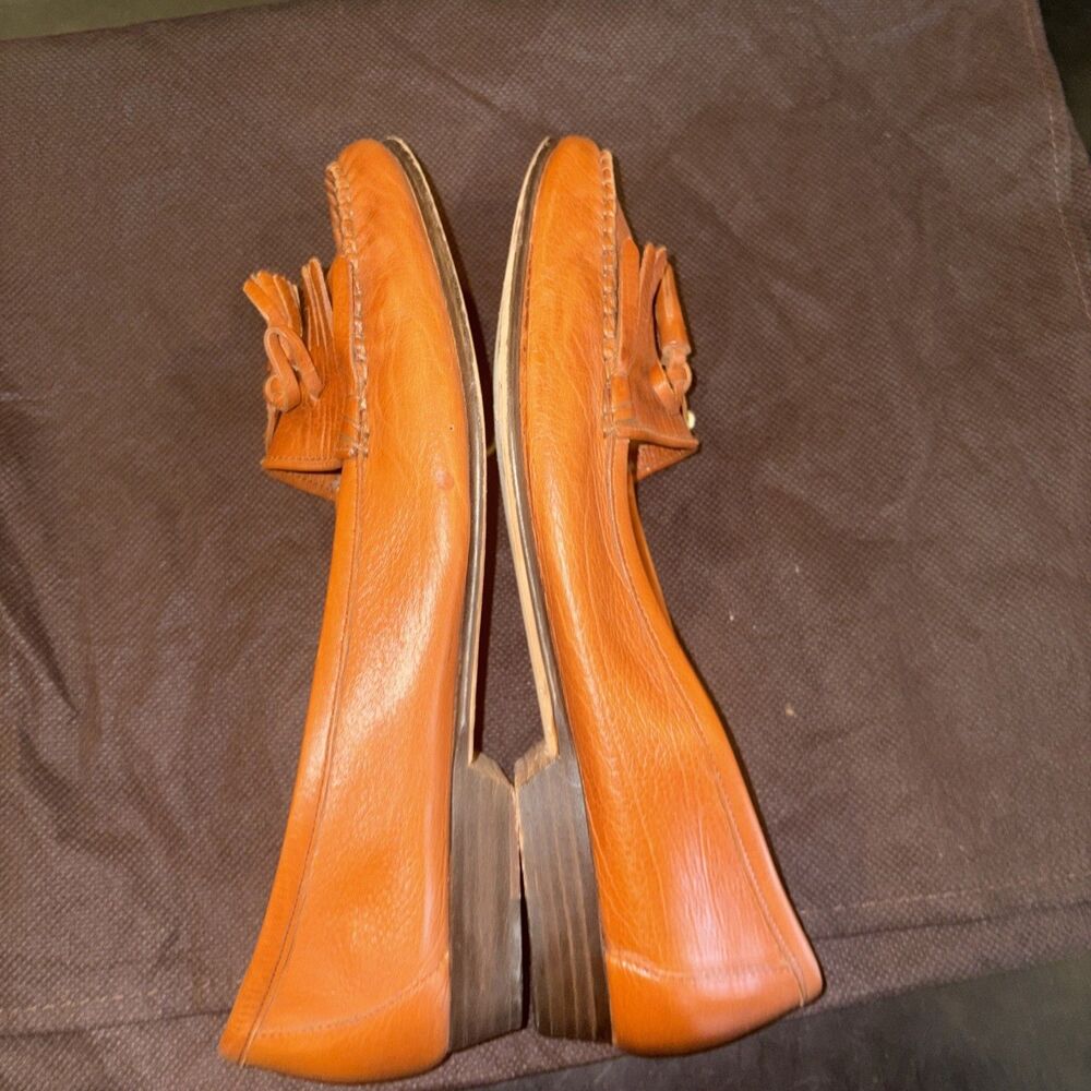 Vintage COLE-HAAN Italian Made WOMENS TASSEL LOAFERS Leather 8.5AA DISCONTINUED - Picture 8 of 11